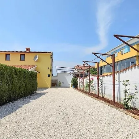 Villa Marlene Buzinija